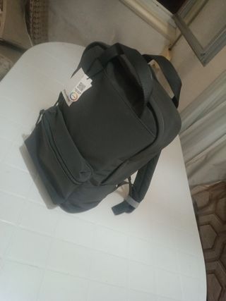Mochila Pull&Bear gris nueva con etiqueta