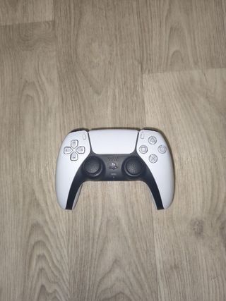 PS5 disco + juegos + Dual x2 + cascos + caja + PS+