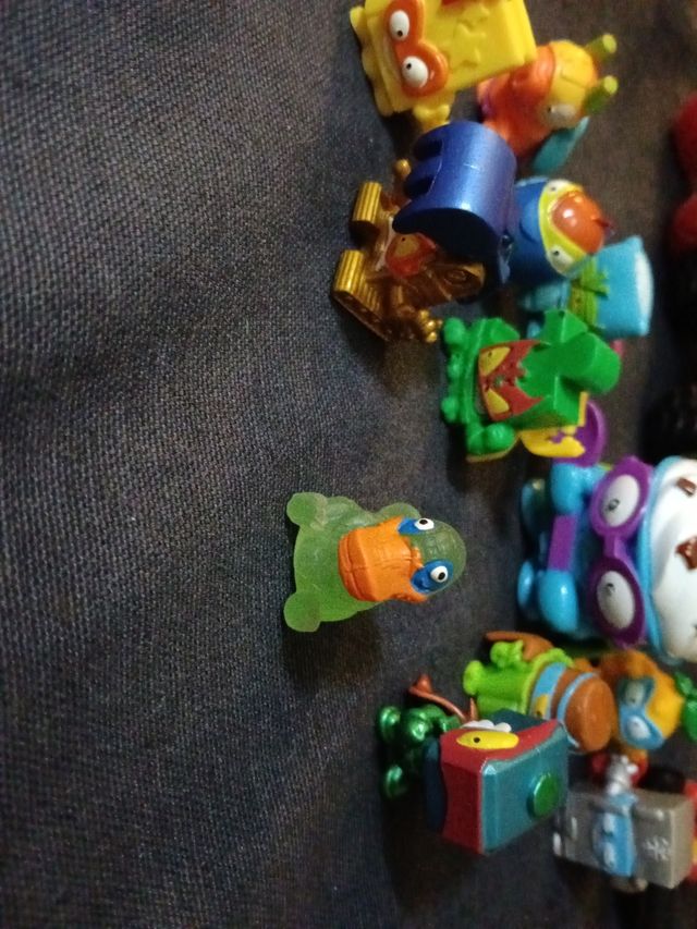 Figuras Super Things Coleccionables