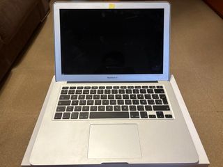 Apple MacBook Air 13 Plata