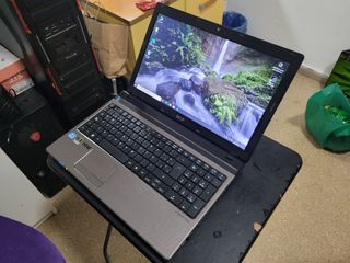 Portátil Acer i3 Gris y Negro