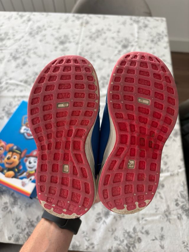 Zapatillas Patrulla Canina con Luces. Talla 27