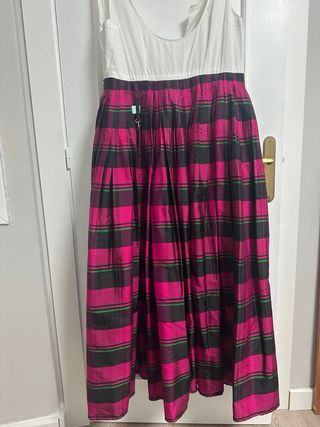 Traje de madrina oro y blanco