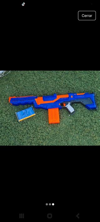 Pistola Nerf Azul y Naranja