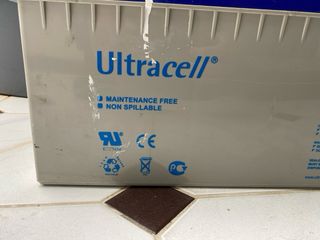 Batería Ultracell UC200-12 12V 200Ah AGM