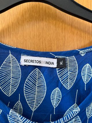 Blusa Secretos de India azul hojas XL