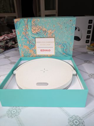 Cargador Inalámbrico EZVALO Altavoz y lámpara