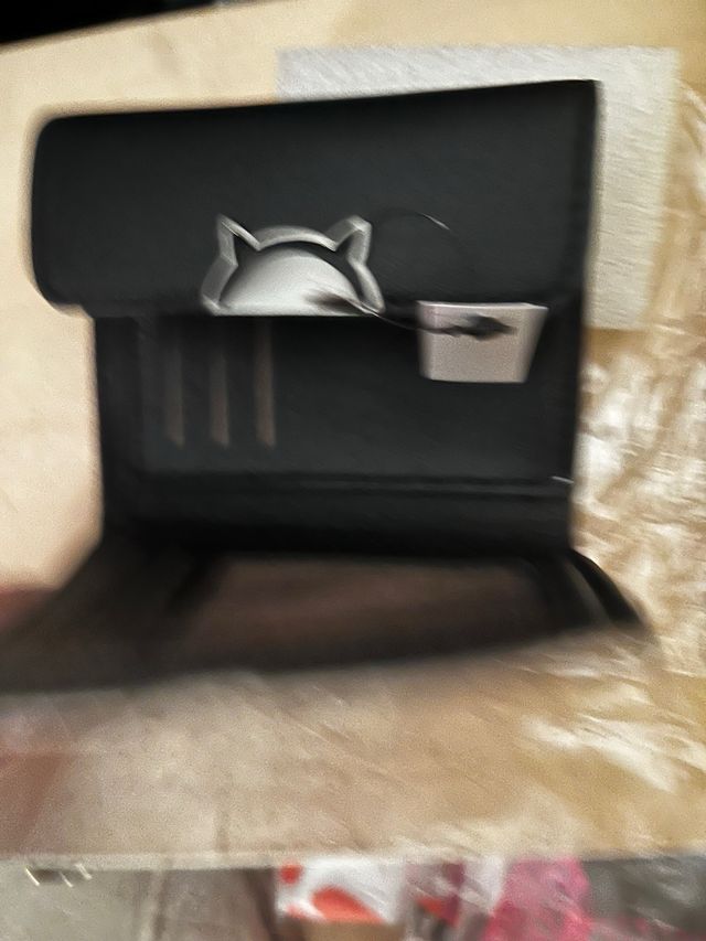 Portafoglio nero tema gattino con fiocchi