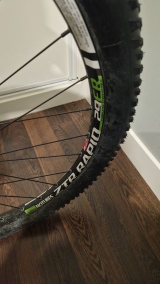 Bicicleta Cannondale F29 Carbono
