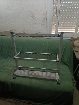 Se vende urgentemente Soporte cañas de pescar