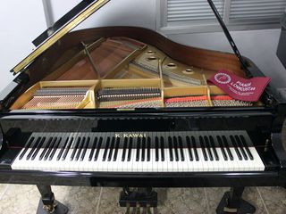 Piano de cola Kawai RX2 muy buen estado