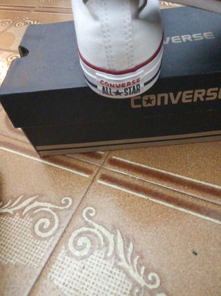 Converse Blancas