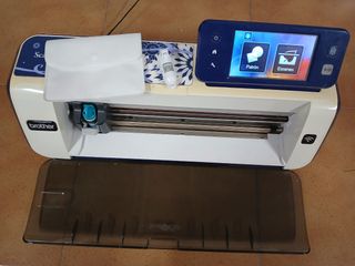 Máquina de corte Brother CM900