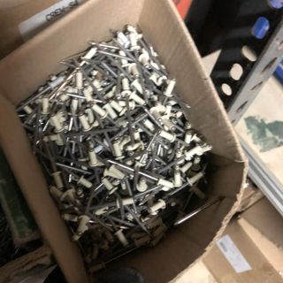 Lote Remaches Aluminio UNITOP 3,2x8 mm y 4x10 mm