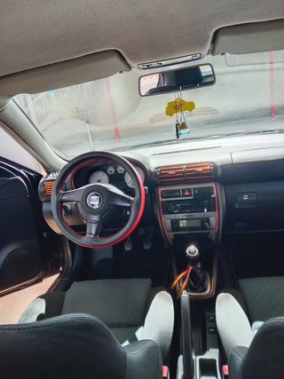 SEAT Leon 2003