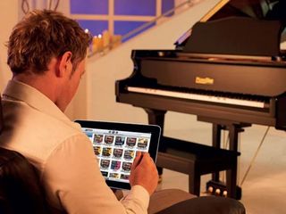 Piano de cola Player Disklavier actual con APP