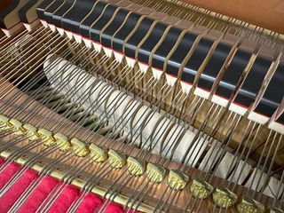 Piano de cola Player Disklavier actual con APP