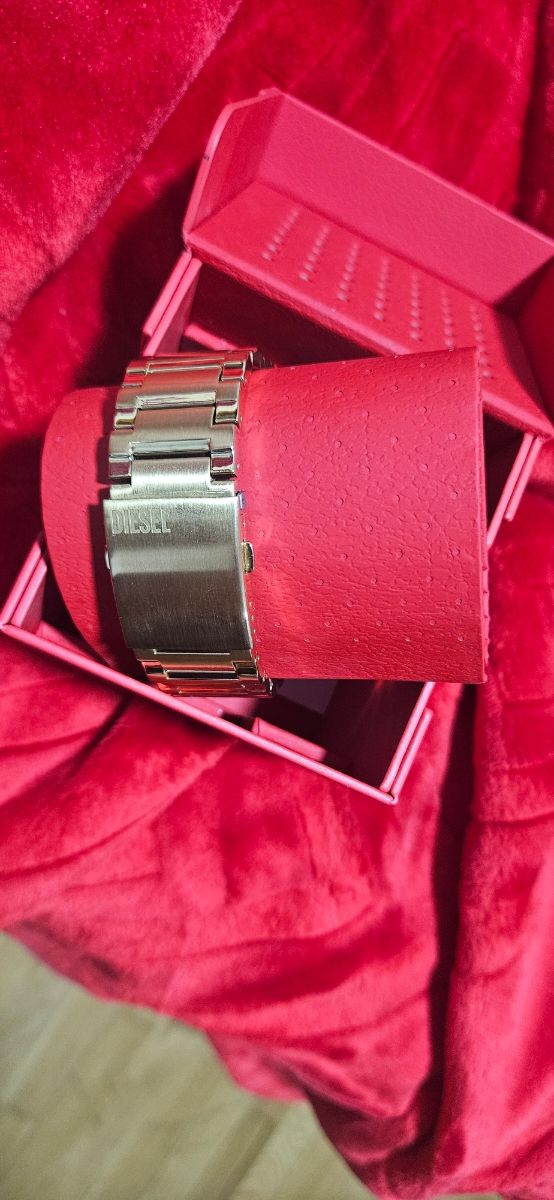 Reloj Diesel DZ7333 Negro y Dorado