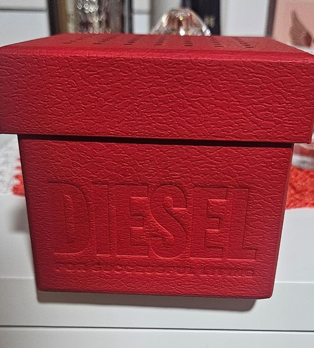 Reloj Diesel DZ7333 Negro y Dorado