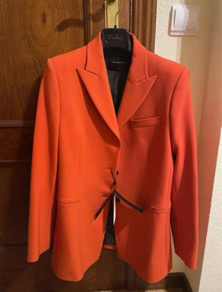 Blazer naranja Massimo Dutti