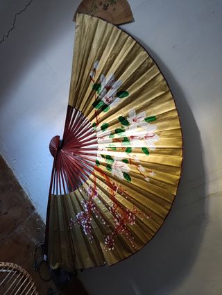 Abanico japonés antiguo pintado a mano