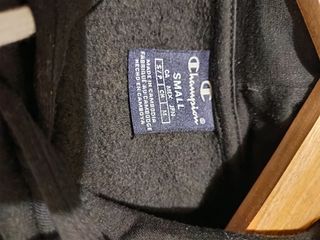 Sudadera Champion Negra con Capucha