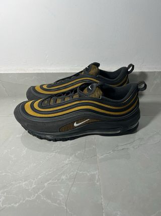 Nike Air Max 97 Negro y Dorado