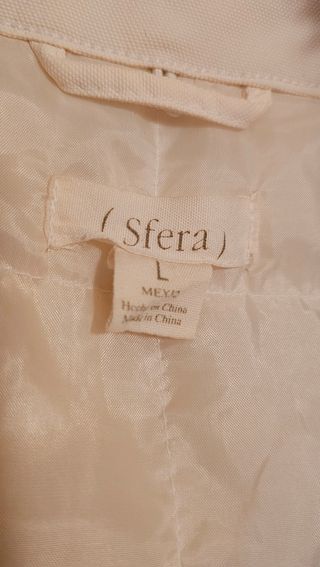 Chaqueta blanco roto con cuello de pelo