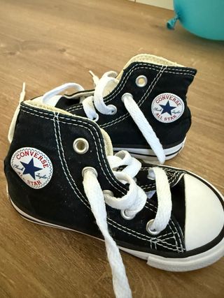 Converse Niña Talla 21 
Negro/Blanco