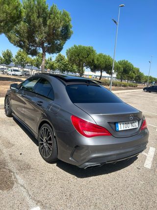 Mercedes-Benz Clase CLA 2015