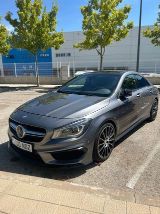 Mercedes-Benz Clase CLA 2015