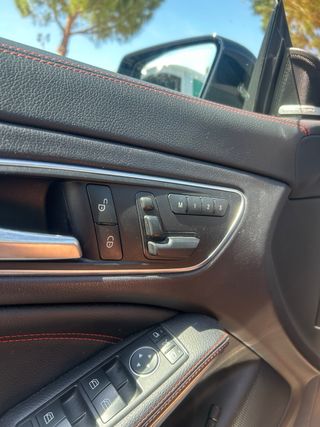Mercedes-Benz Clase CLA 2015