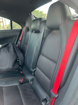 Mercedes-Benz Clase CLA 2015
