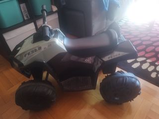 Quad eléctrico infantil Feber 