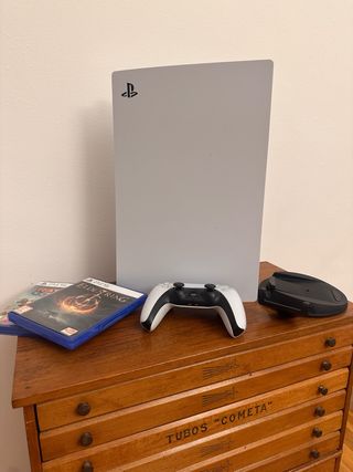 Consola PS5 con lector + 2 juegos