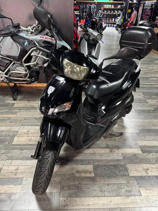PEUGEOT TWEET 125 2020 .