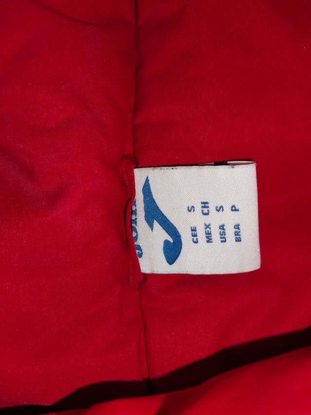 Abrigo deportivo Joma rojo