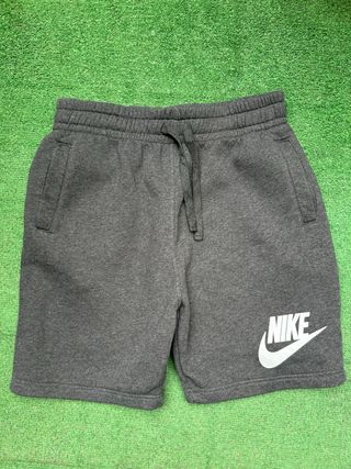 Pantalón corto chándal Nike gris