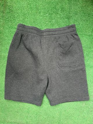Pantalón corto chándal Nike gris