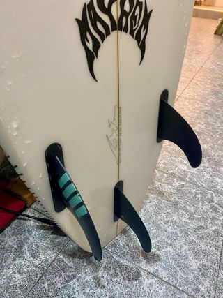 Tabla de surf Lost Mayhem.