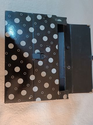 Maletín + archivador lunares a juego.