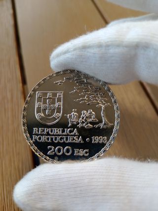 Moneda 200 Escudos S/C Portugal 1993. Arte Nambán