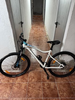 Bicicleta Specialized Jynx Comp 650B 2015