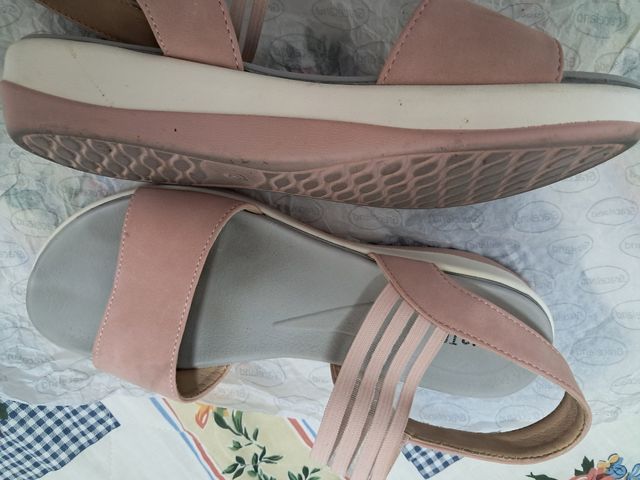 Sandalias planas rosa palo 42TEX