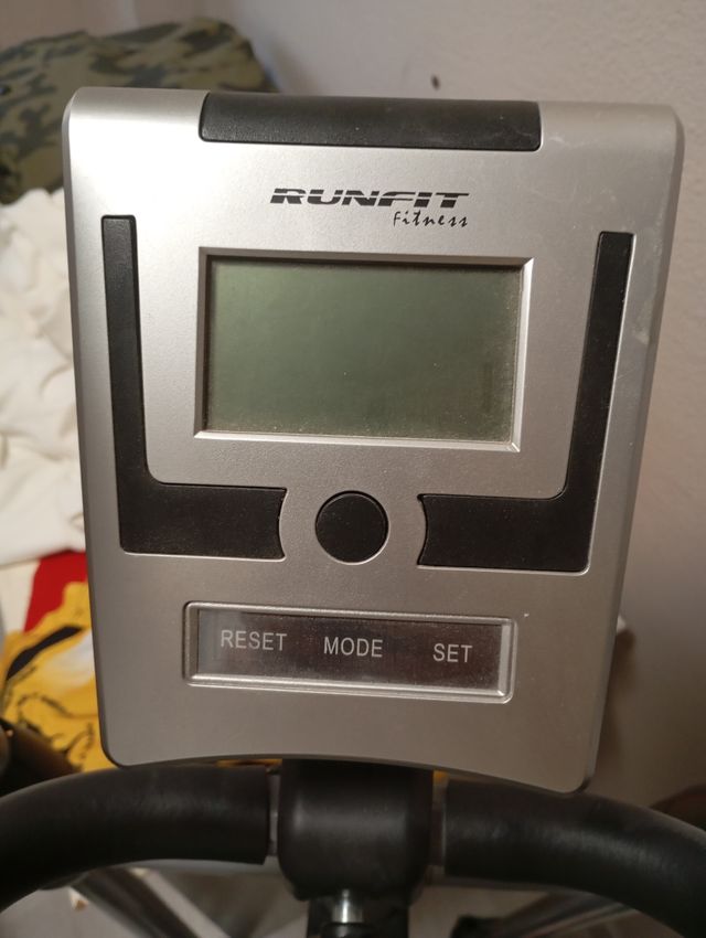 Elíptica y cinta de correr