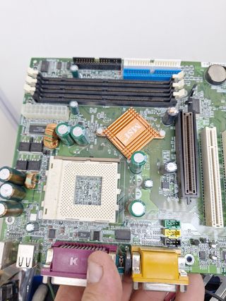 Placa Base MSI Antigua