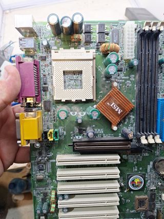 Placa Base MSI Antigua