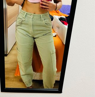 Pantalones cargo verdes militares