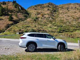 Toyota Highlander 2021