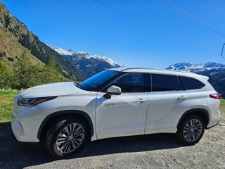 Toyota Highlander 2021